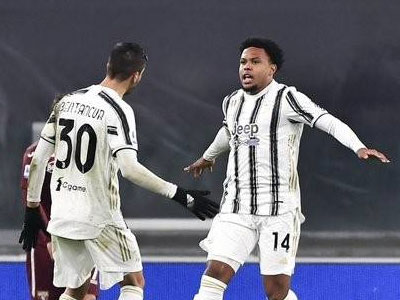 Volba mezi Juventusem a Paulo Dybala